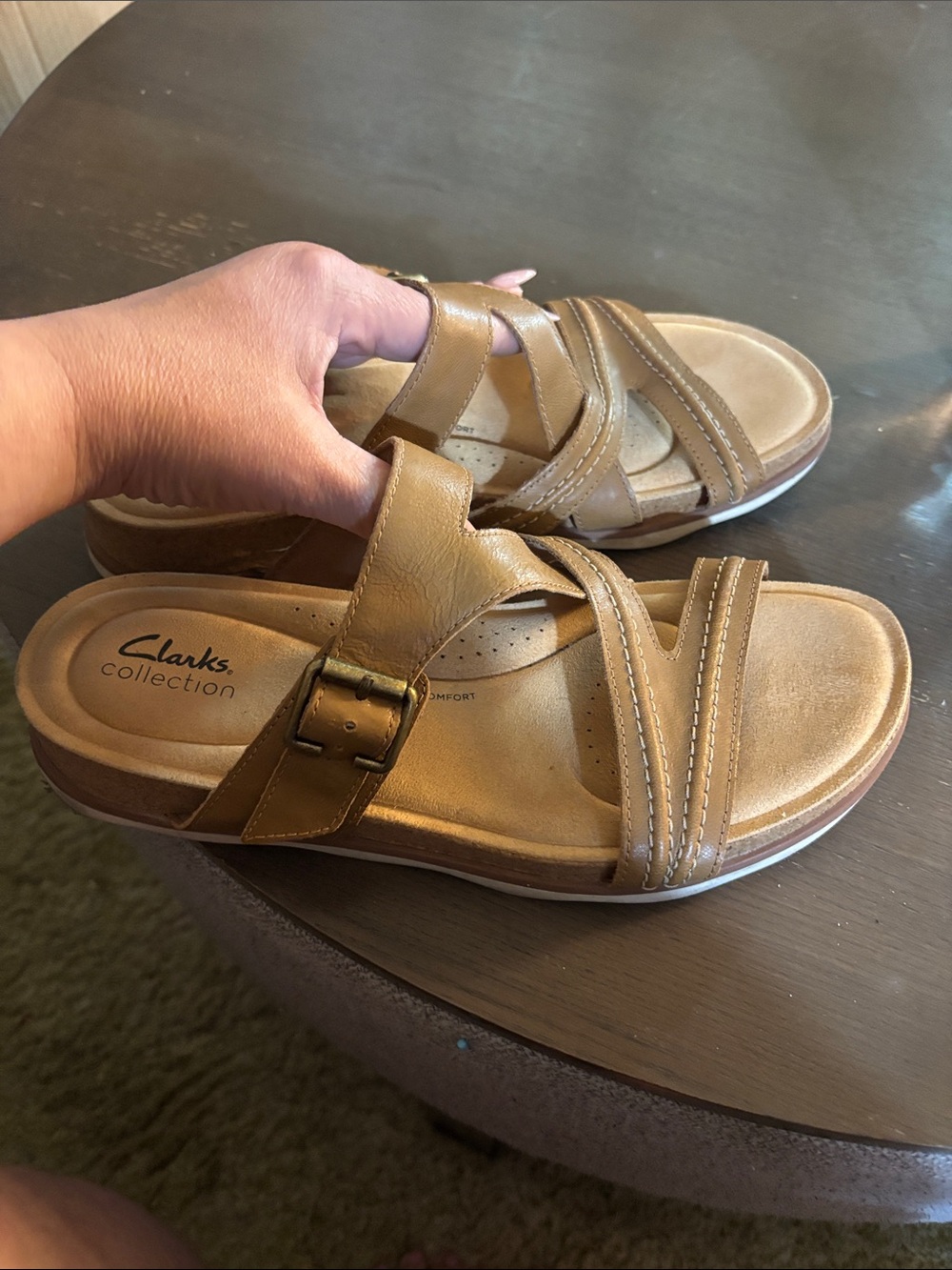Women's Clark’s  Tan Slide Sandals